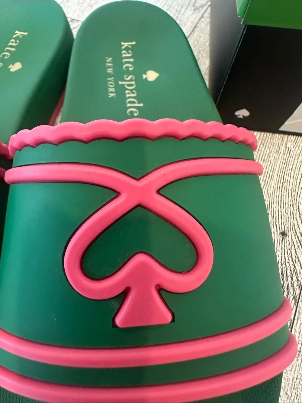 kate spade New York Green & Pink Slide Sandals size 7